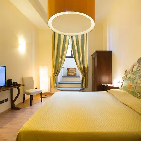 Orchidea Frühstückspension 4*