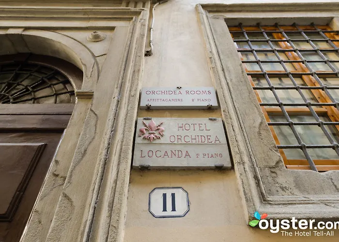 Orchidea Couette-café 4*