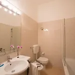 Orchidea לינה וארוחת בוקר פירנצה